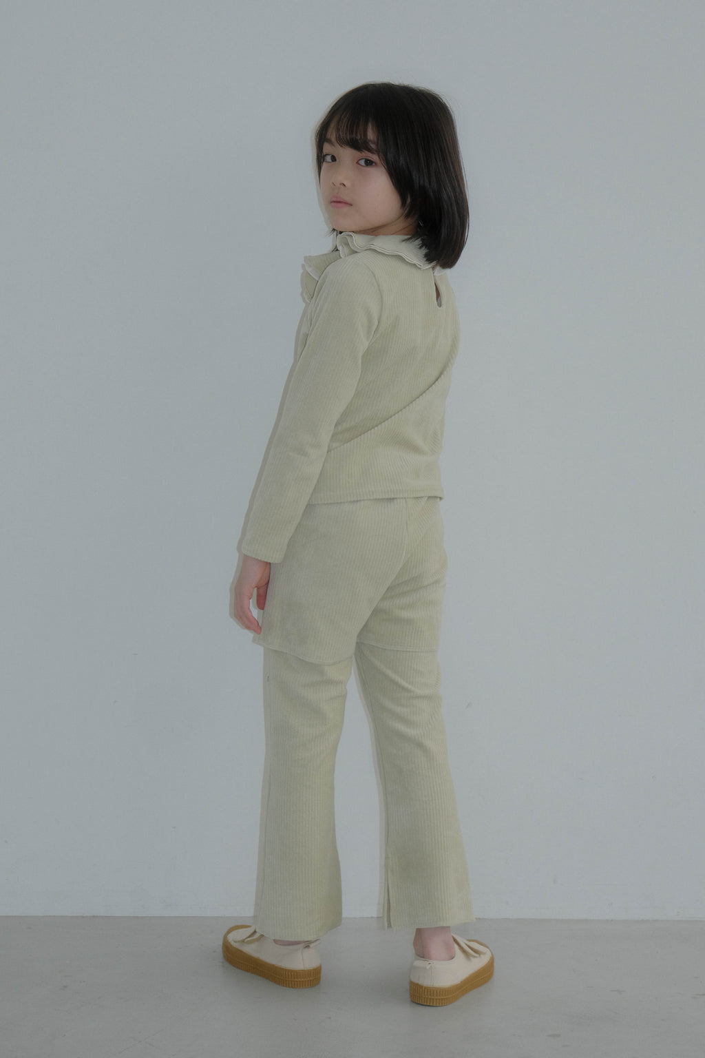 Velour Frill Collar Pullover SAND BEIGE